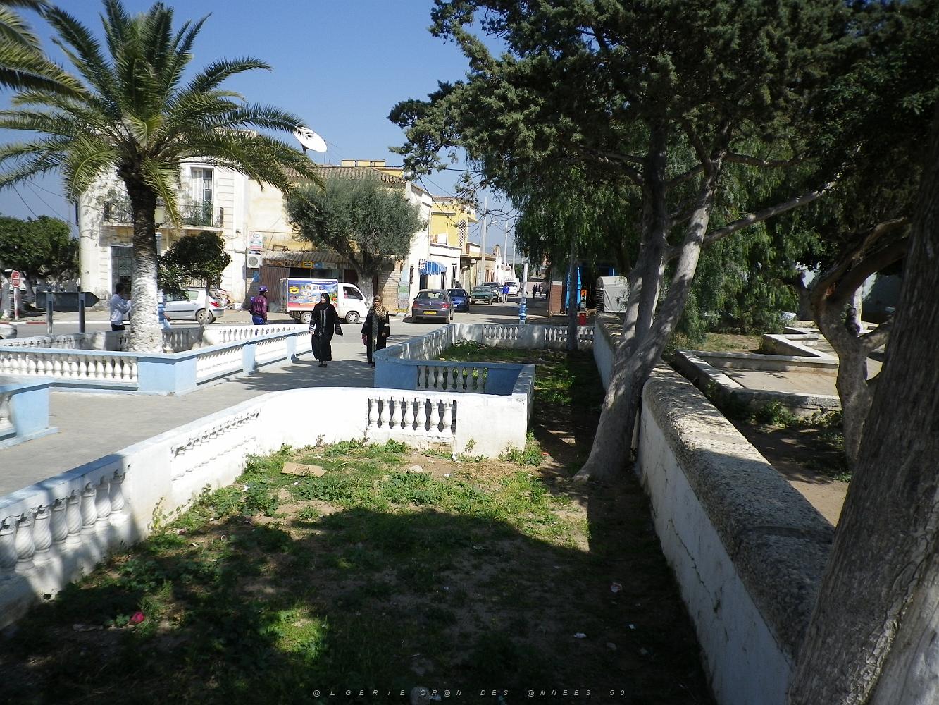 1755 place de bou-sfer.JPG